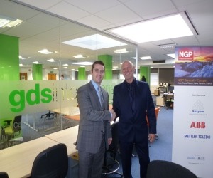 Terry standing with Olly Stebbings, Global Sales Director GDS